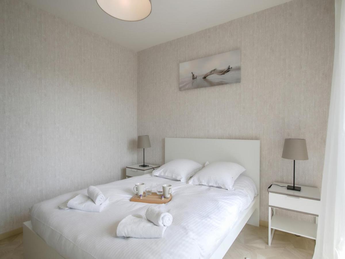 Ferienwohnung Le Greement - Appt Vue Sur Le Port Courseulles-sur-Mer Exterior foto
